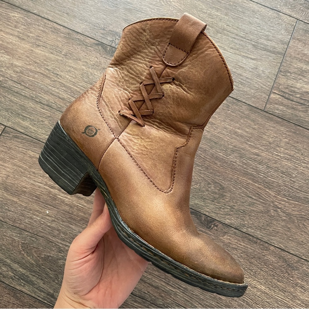 BORN Boots Karin Women’s Brown Leather Ankle Bootie Size 6.5 / 37 - Picture 9 of 10